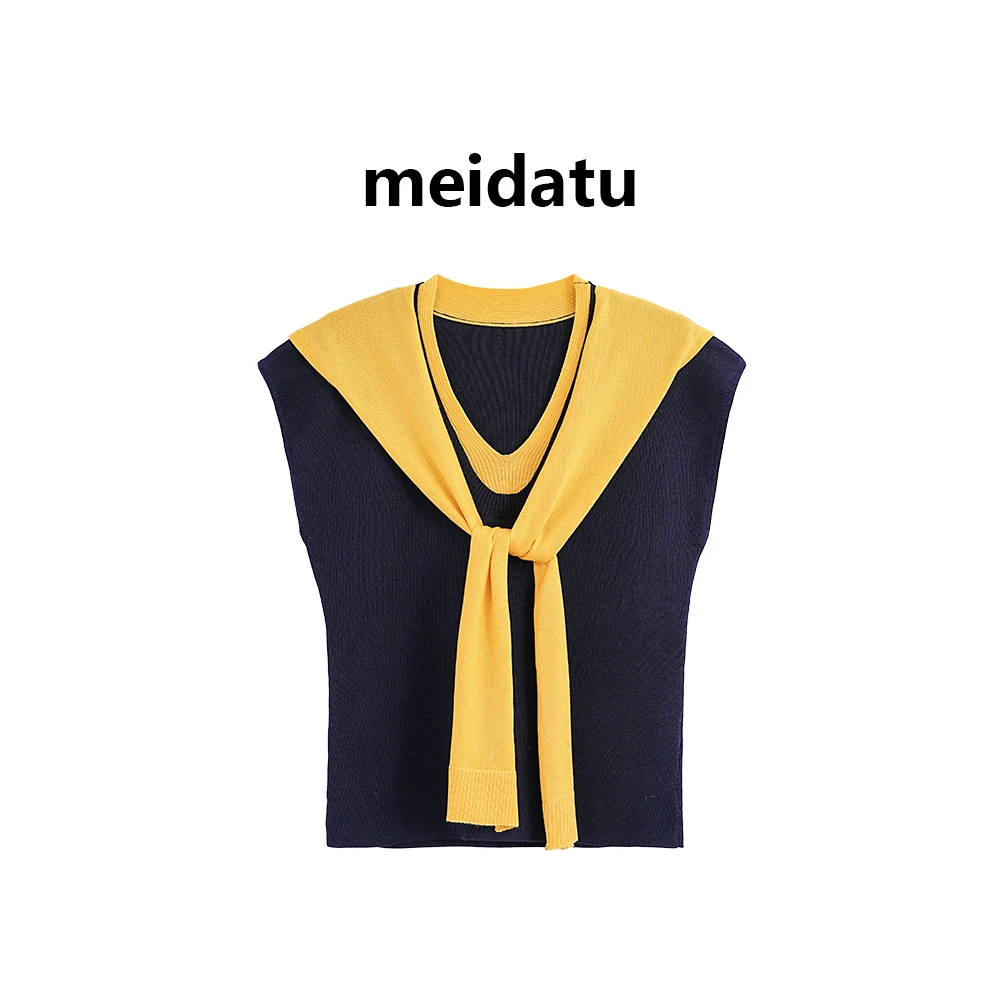 美哒兔（微风徐徐）慵懒风撞色上衣+披肩两件套CM607-Q