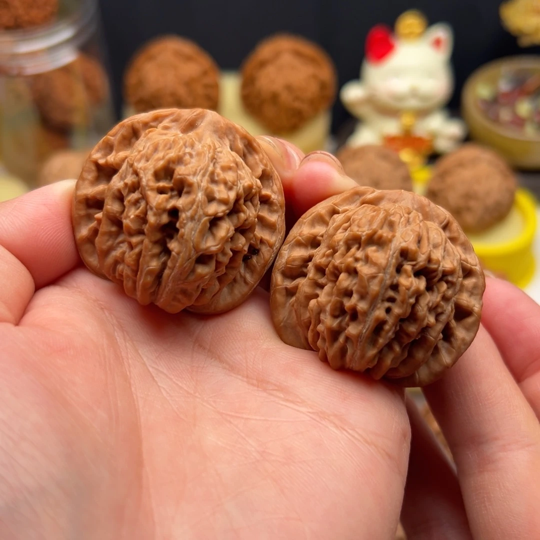 文玩核桃把件40全品原桩四座楼