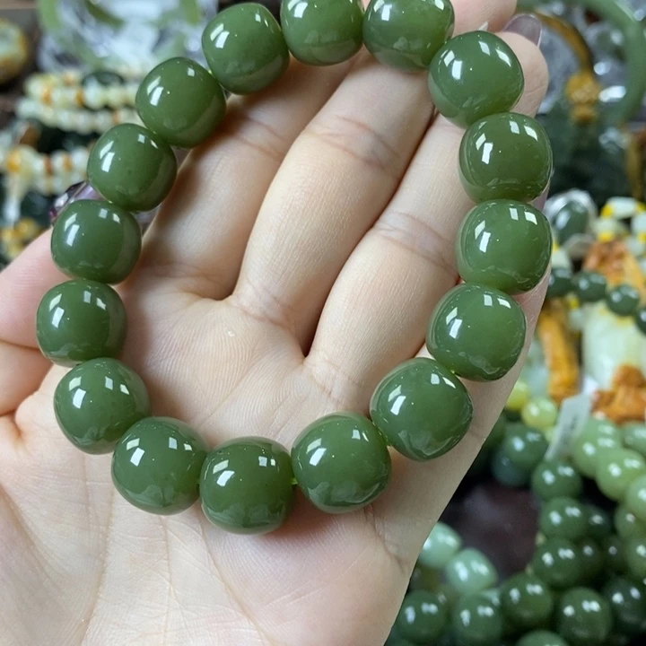透闪石质玉手串未镶嵌