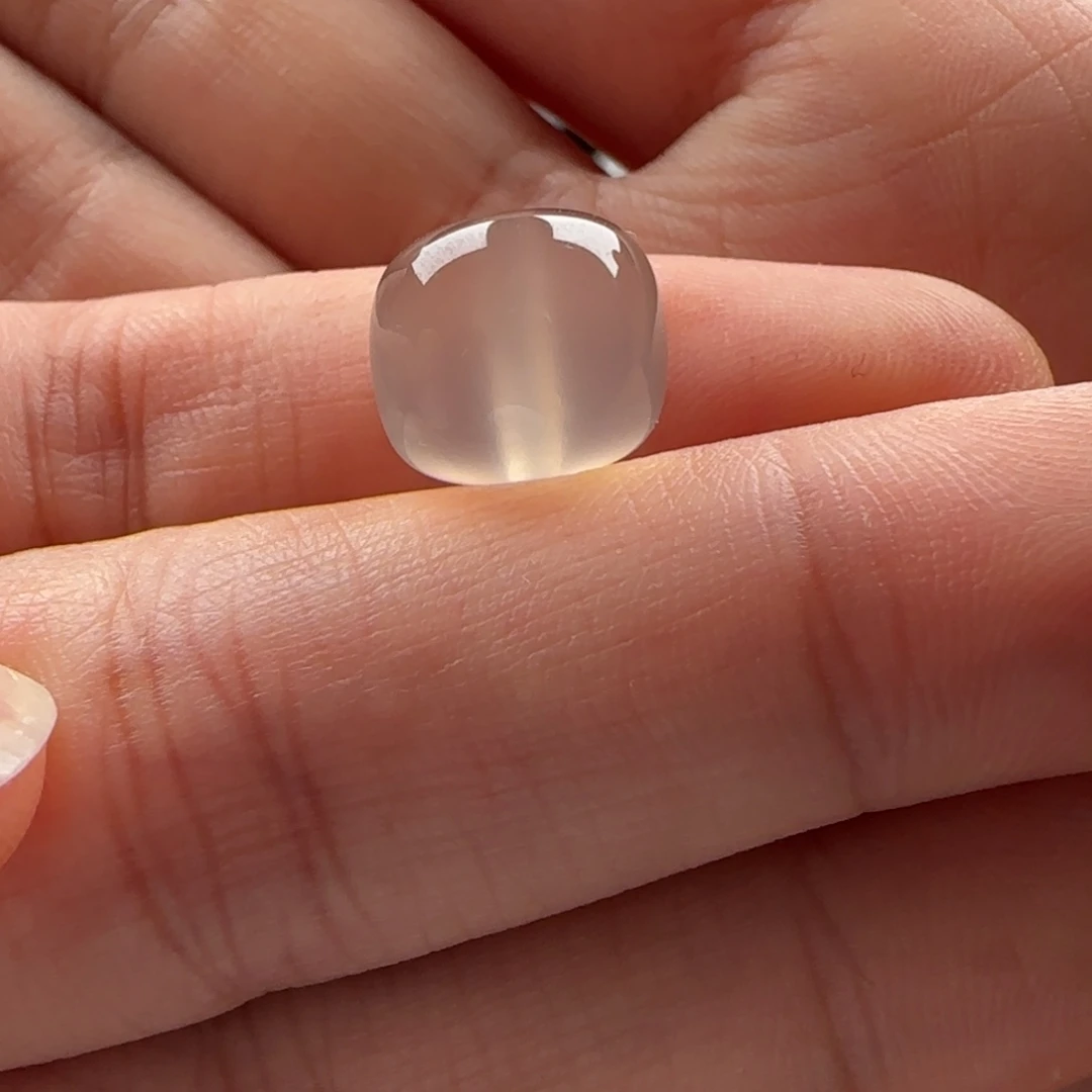 玛瑙/玉髓未镶嵌荔枝冻老型：11.7x10.2高冰蓝底