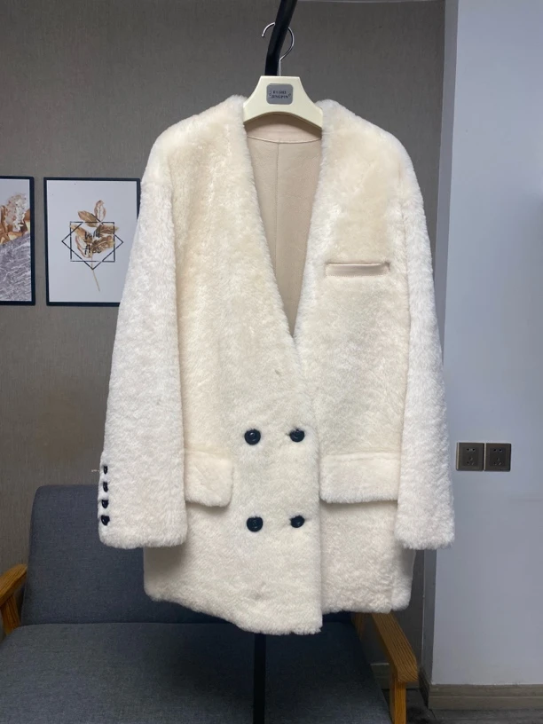 九尺皮草进口洛曼皮毛一体真毛真皮女中长宽松V领双排扣毛毛大衣