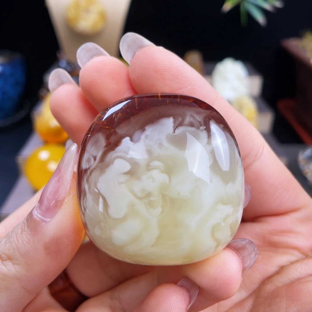 【闪购商品】未镶嵌琥珀珠宝奇石