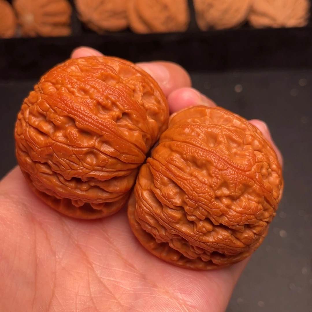 文玩核桃吊坠秦岭野生文玩核桃