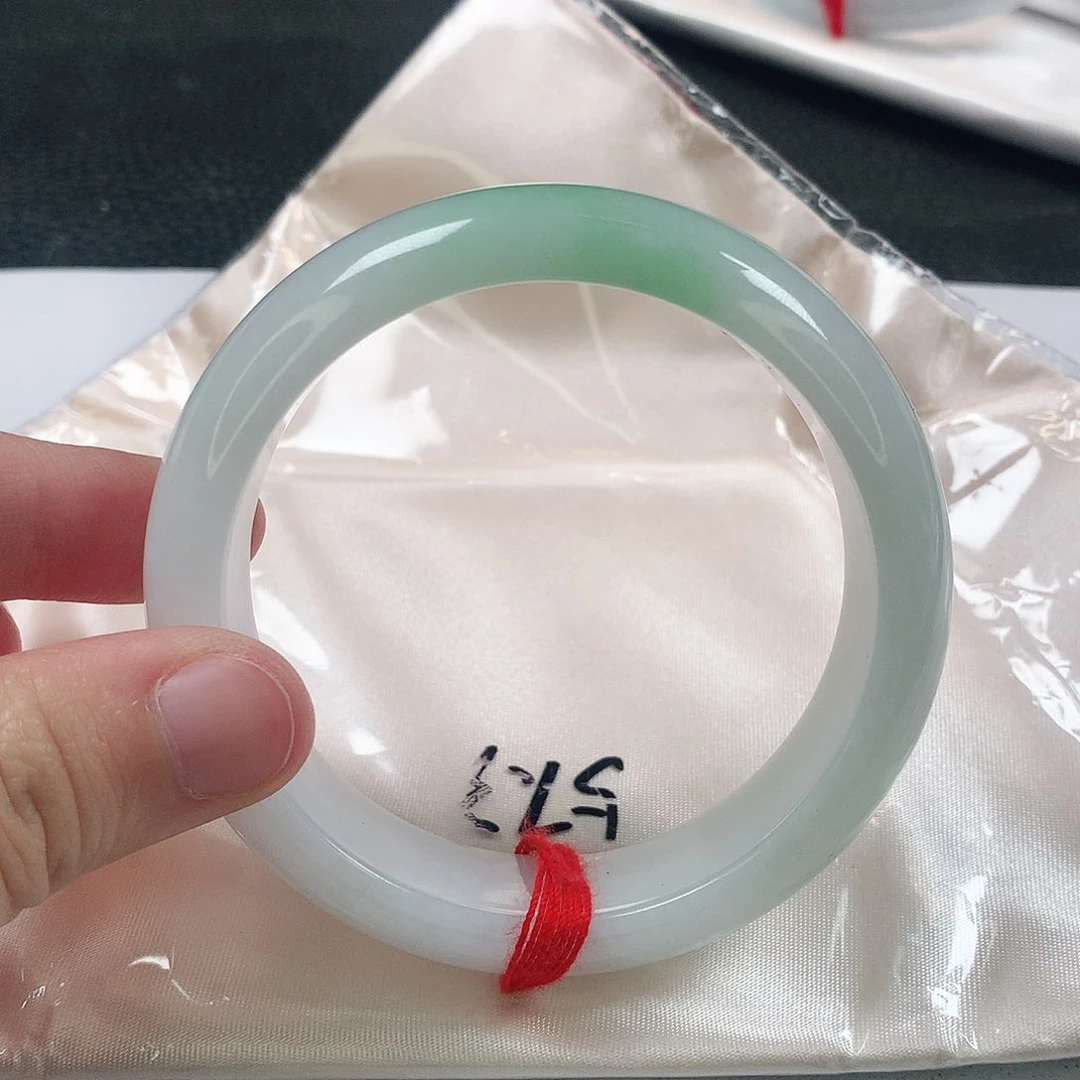 未镶嵌手镯翡翠336