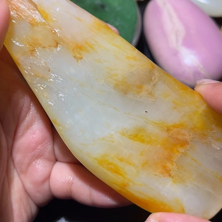 和田玉未镶嵌珠宝奇石