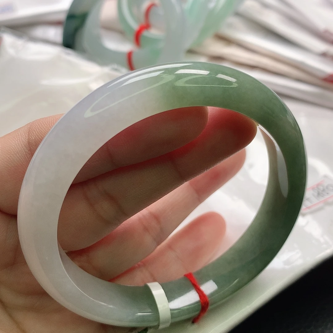 翡翠未镶嵌手镯缅甸57.58