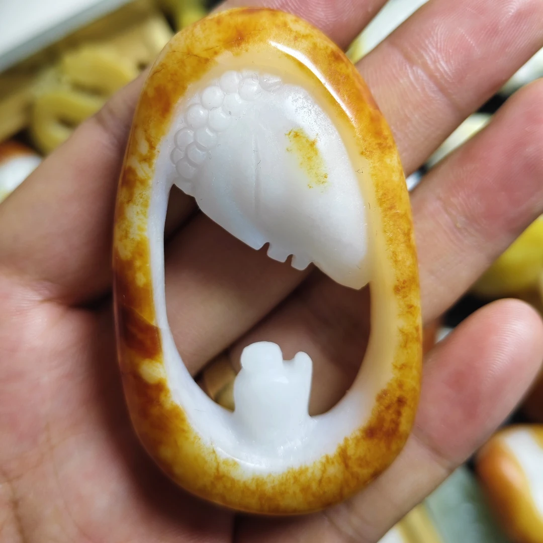 和田玉精品挂件立体镂空悟道