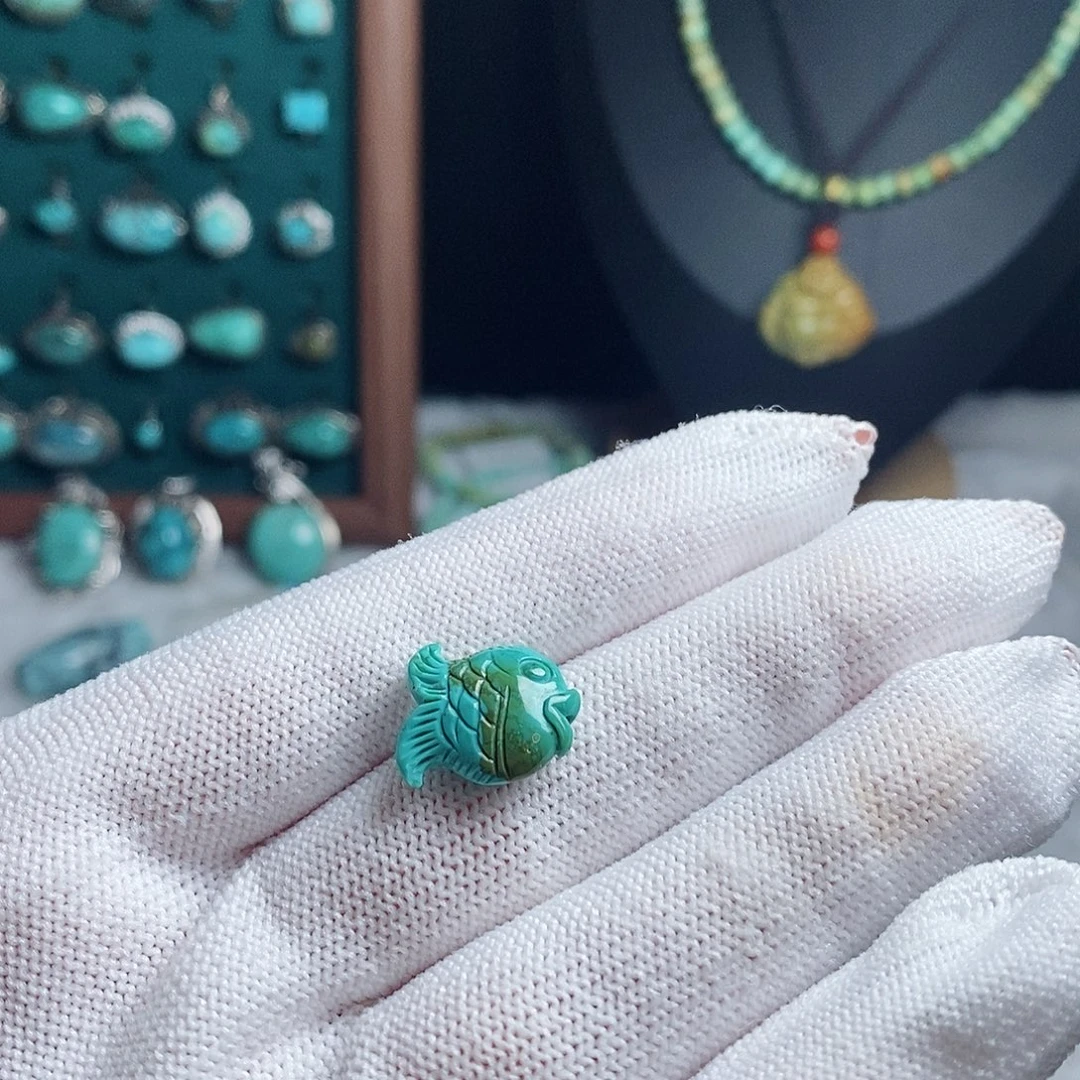 未镶嵌绿松石珠宝奇石