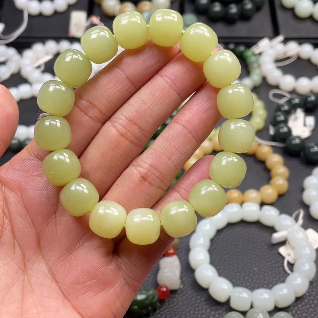 和田玉未镶嵌手链