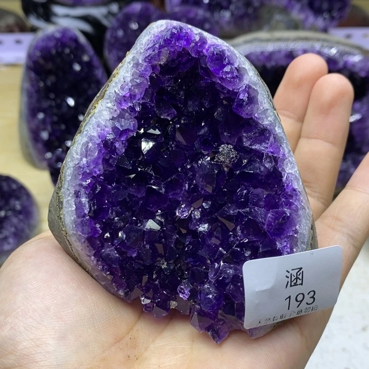 未镶嵌紫晶大型摆件（非配饰）