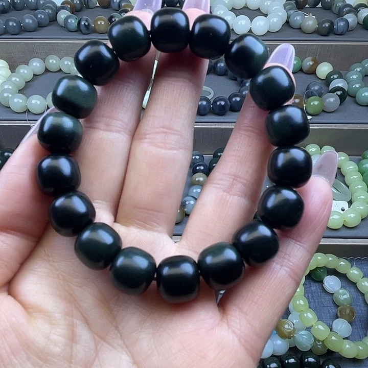 和田玉未镶嵌手链