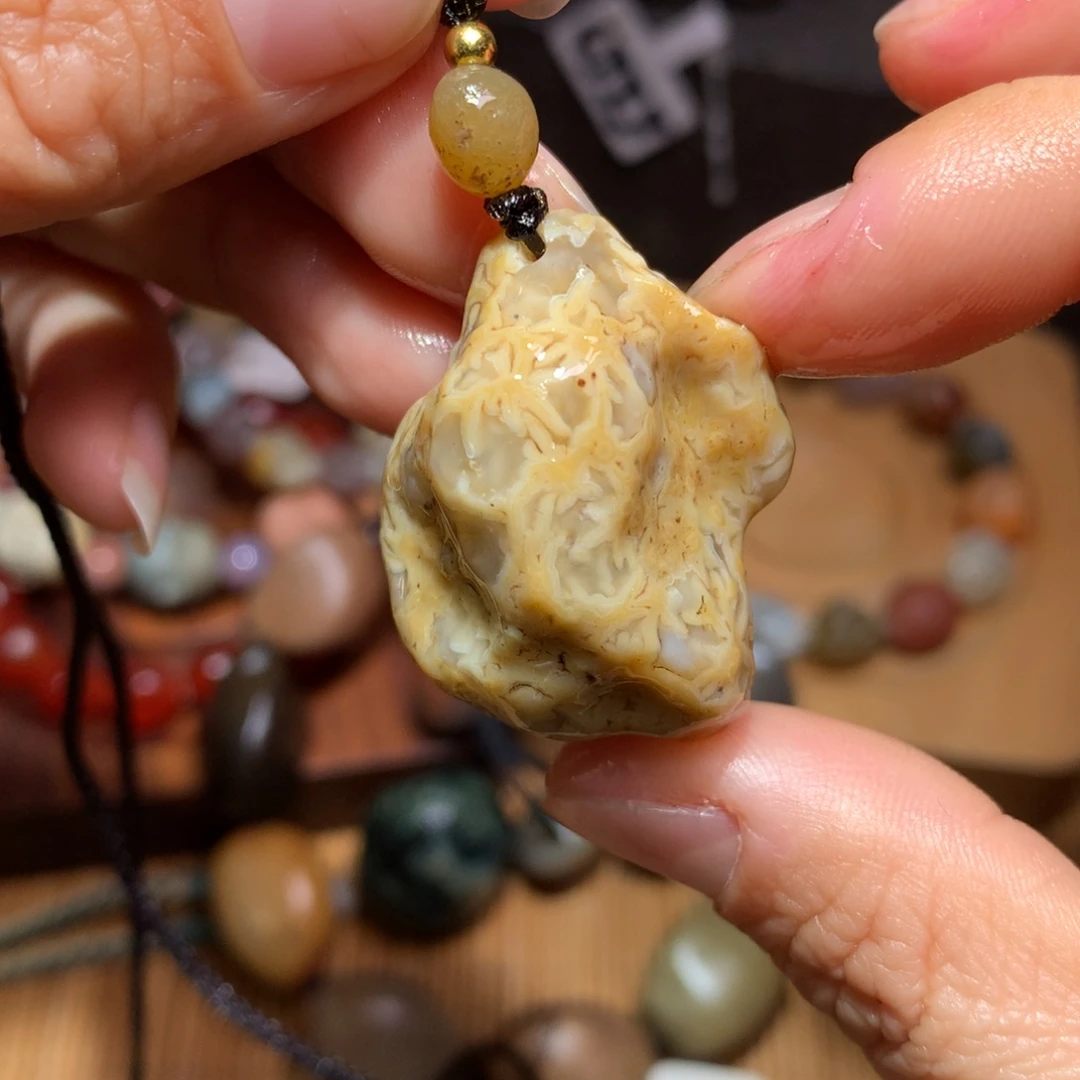 未镶嵌玛瑙/玉髓珠宝半成品