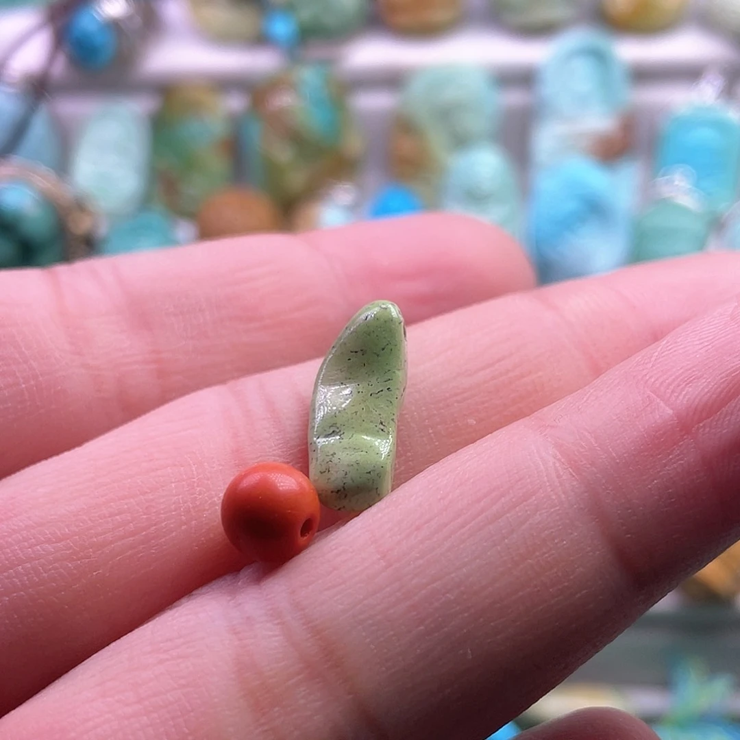 南红玛瑙颈饰未镶嵌