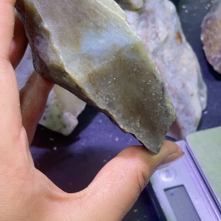 未镶嵌和田玉珠宝半成品