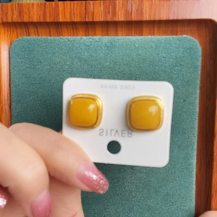 蜜蜡银S925镶嵌耳饰耳钉