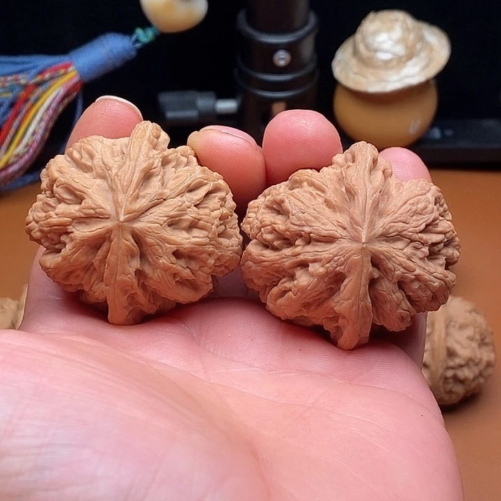 文玩核桃把件44尺平谷大粗筋