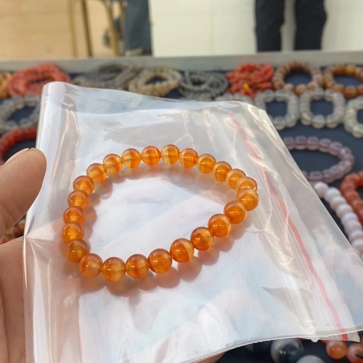 玛瑙/玉髓手串未镶嵌L****Y