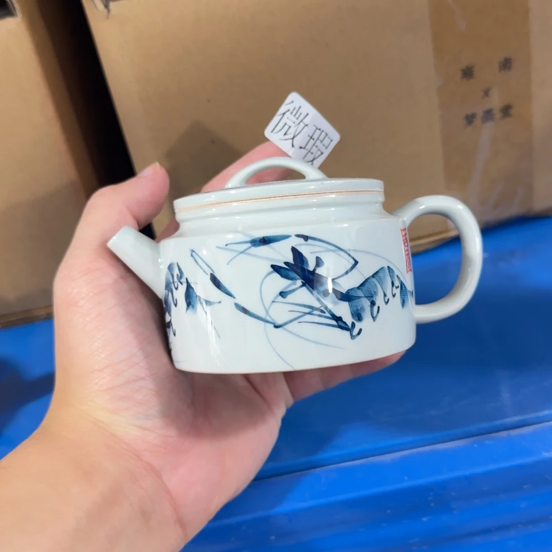 釉下手绘茶具微瑕