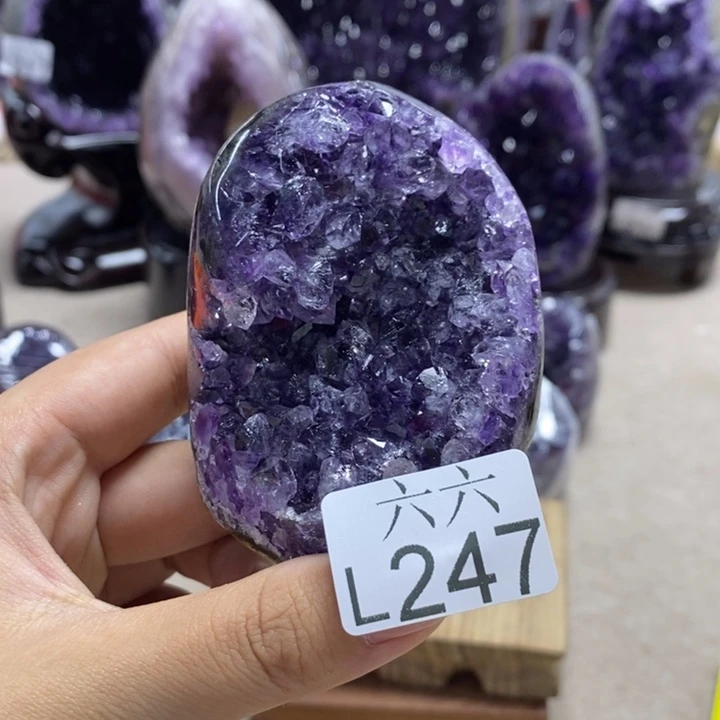 未镶嵌紫晶大型摆件（非配饰）摆件
