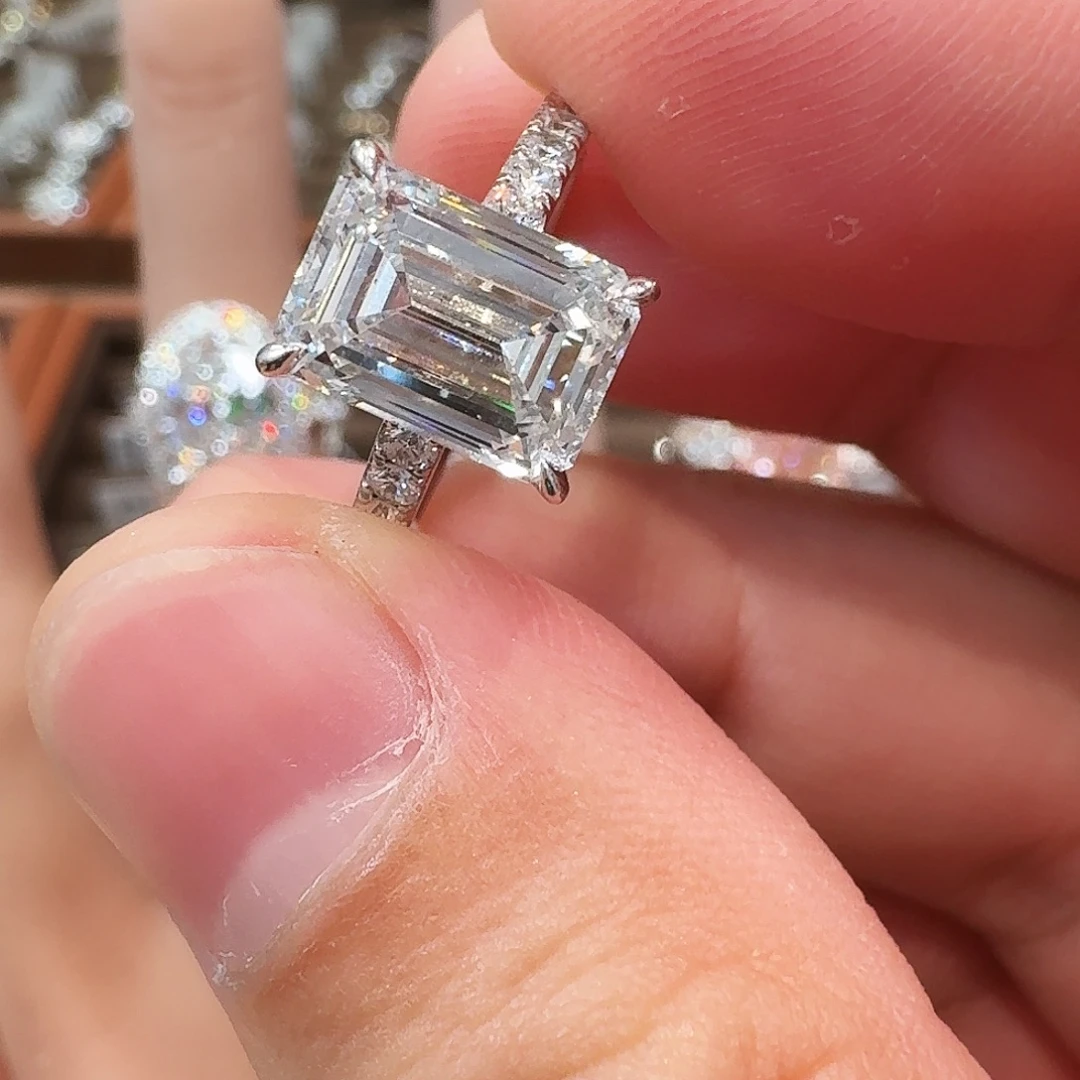 肉****实验室培育钻石铂Pt950镶嵌祖母切