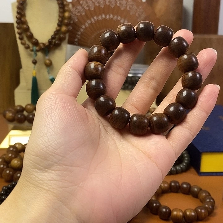 檀香木老山檀香黑肉沉水桶珠13-14手串