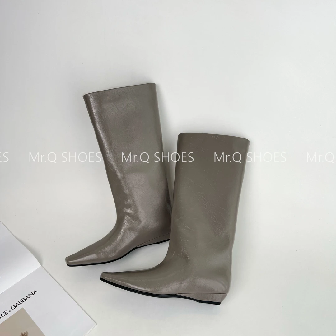 34-40码/2.5cm跟高/黑灰/极简风小方头坡跟时装靴