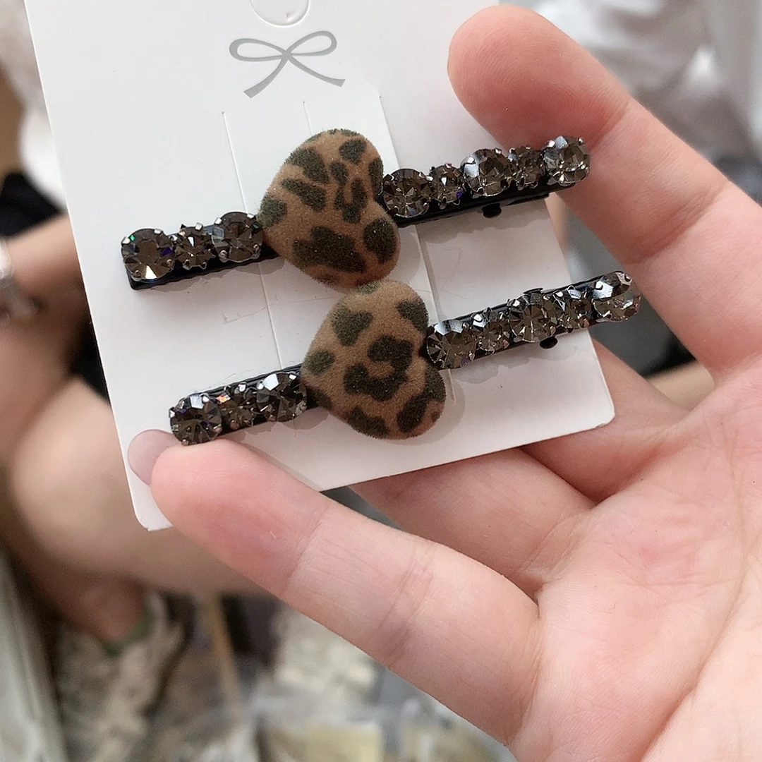布艺非金属钻钻豹纹爱心园鸭嘴夹