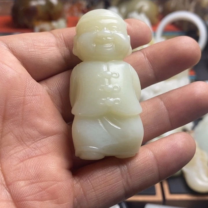 未镶嵌和田玉挂件记****雨