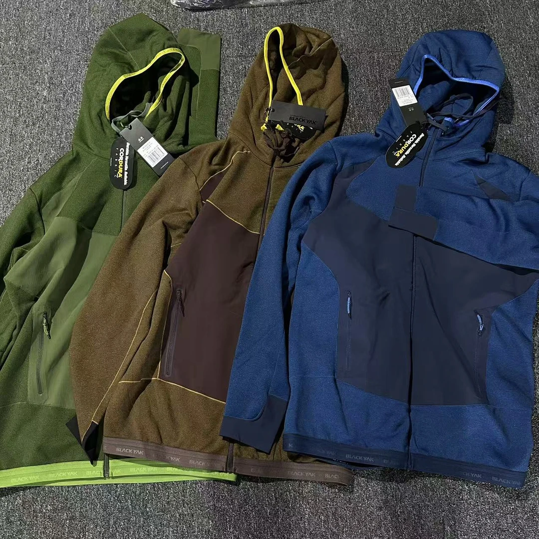 户外休闲衣男士外套连帽加绒加厚防风保暖软壳