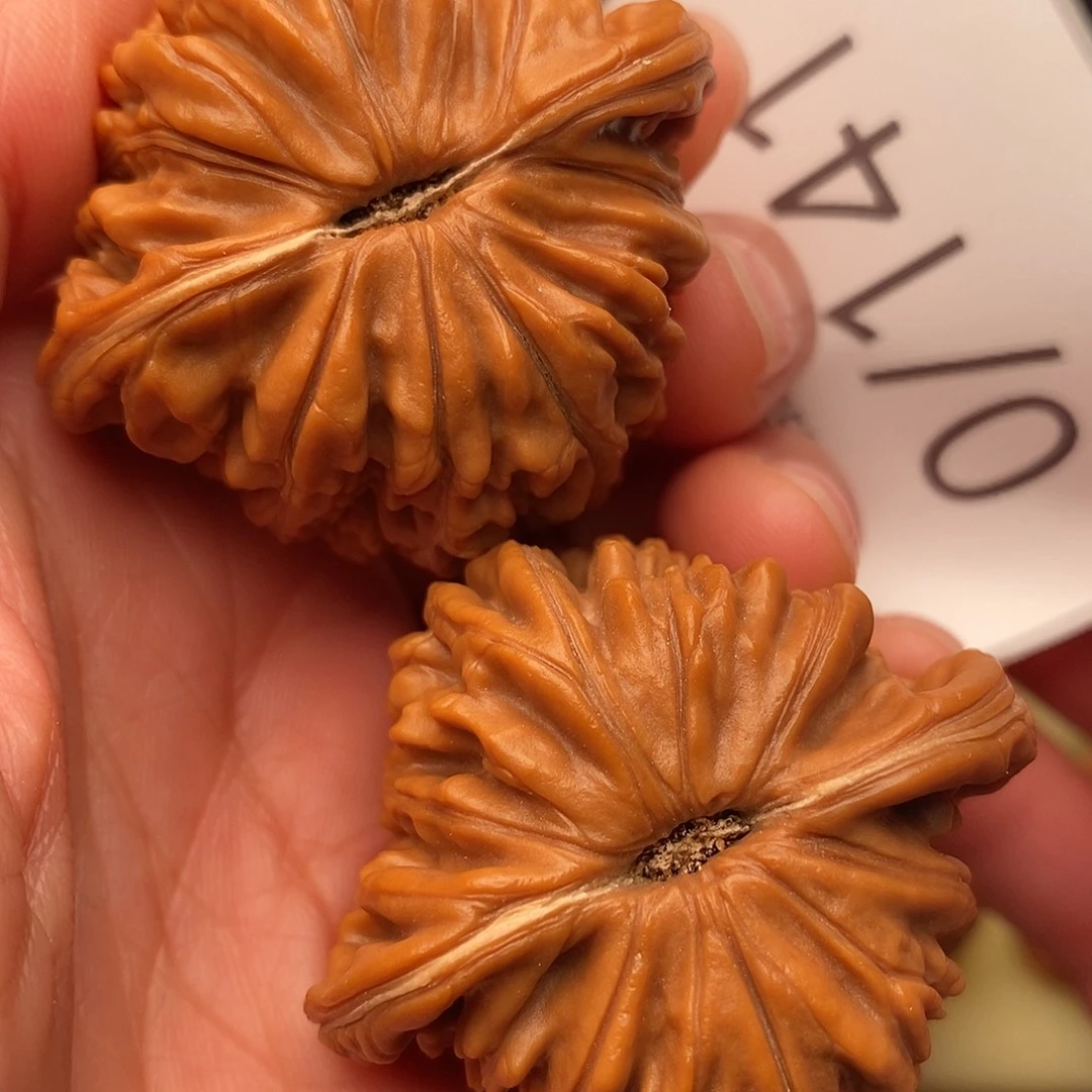 文玩核桃把件43汉高楼