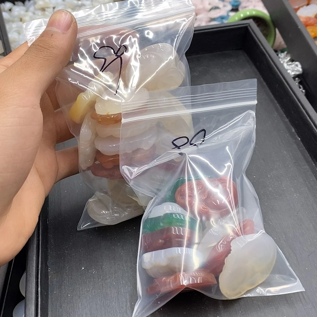 玛瑙/玉髓未镶嵌珠宝半成品つ****い