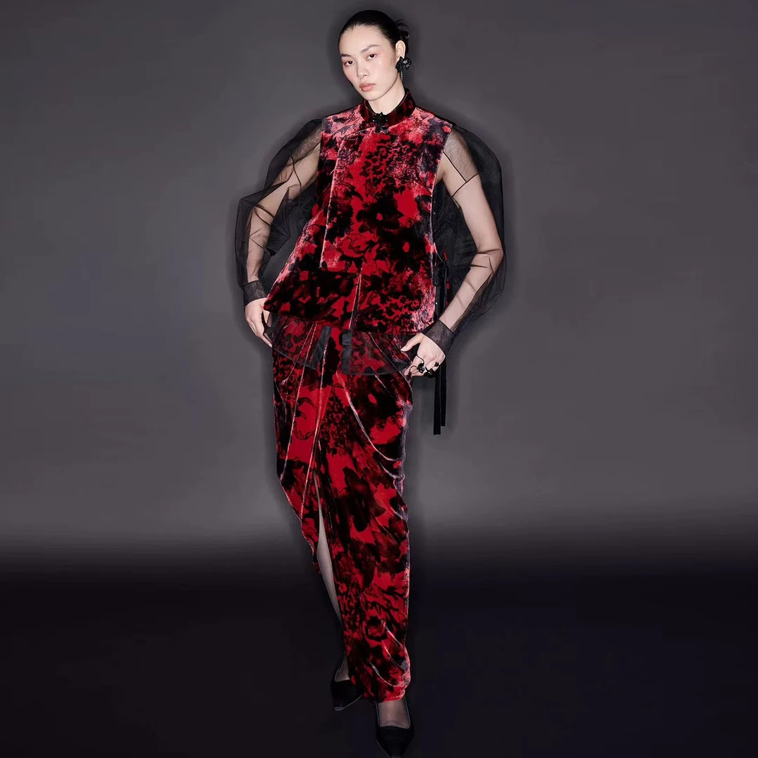 M ESSENTIAL 马 凯 设计师品牌 有染丝绒 系带立领马甲 半裙