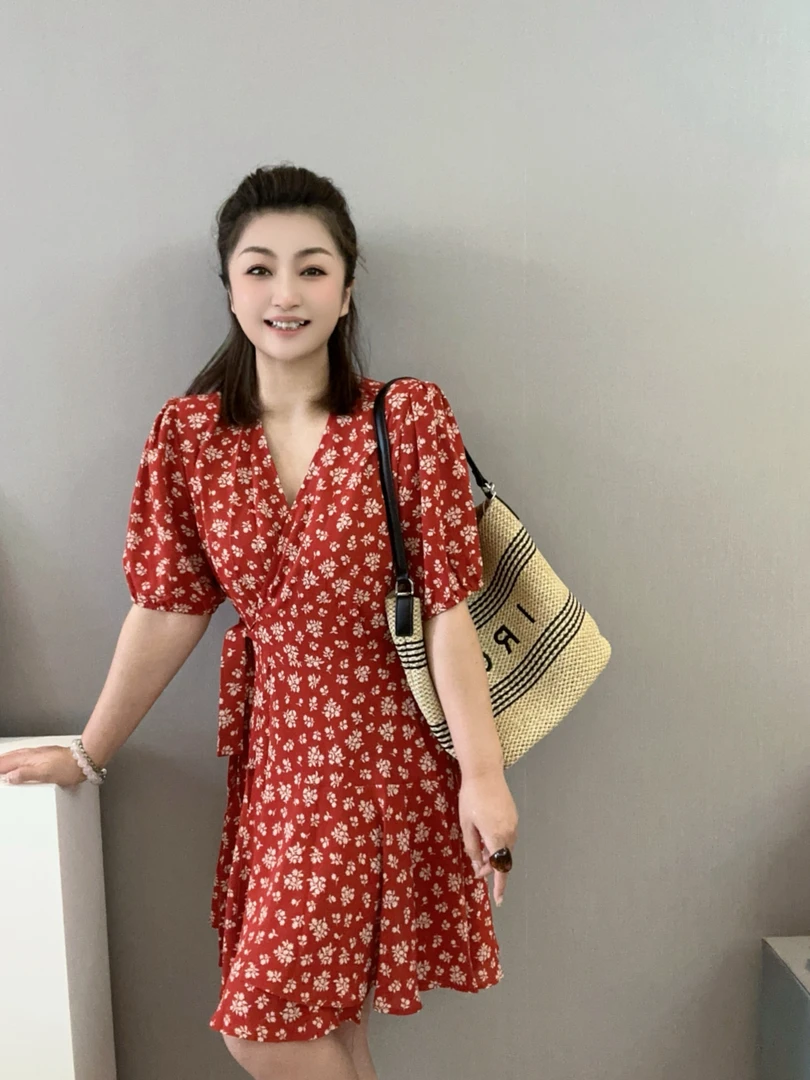 【美含推荐】设计师款蔓花连衣裙