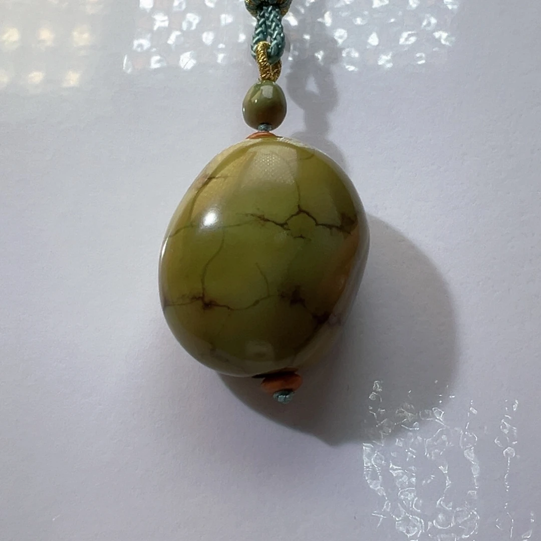 绿松石未镶嵌挂件