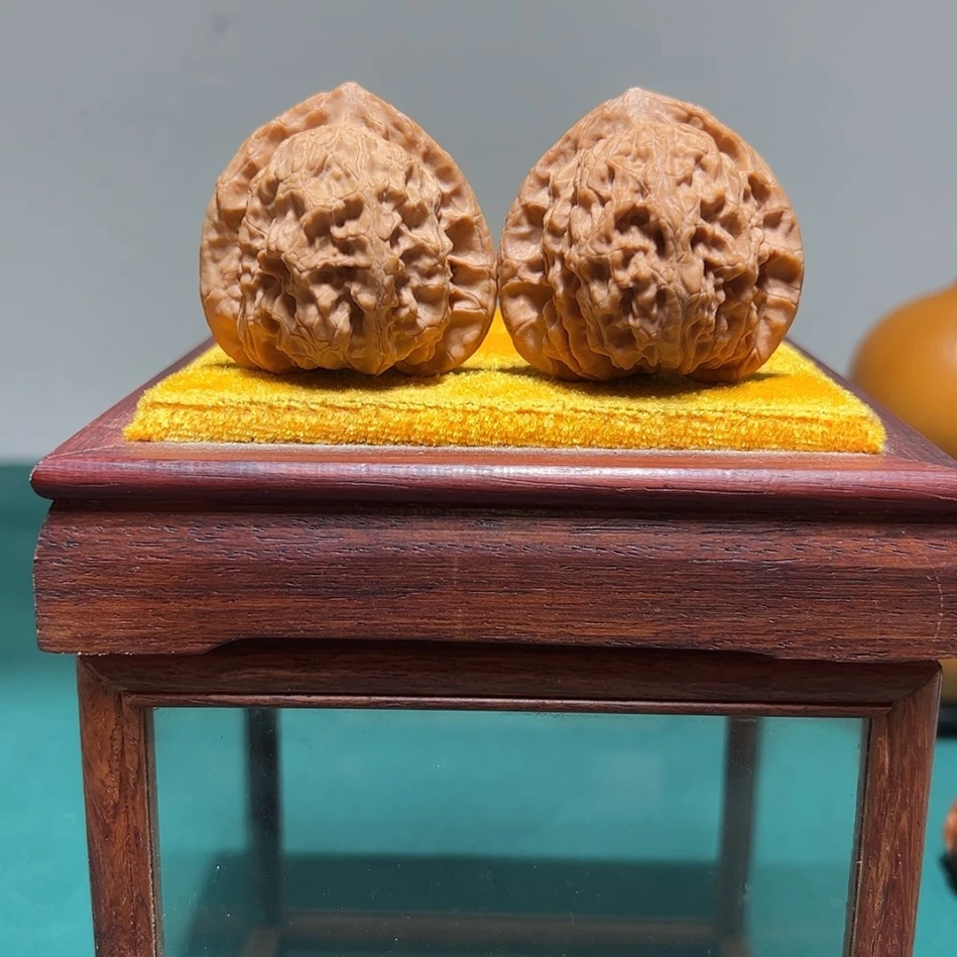 文玩核桃把件梨木台 45+ 全品