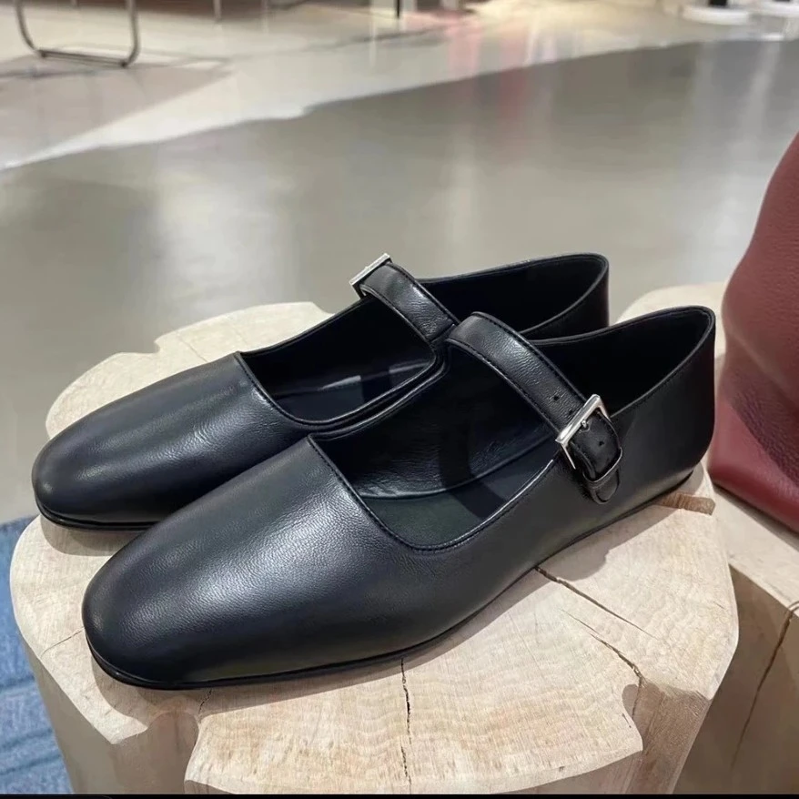 未使用 The Row  The row黑色玛丽珍38码