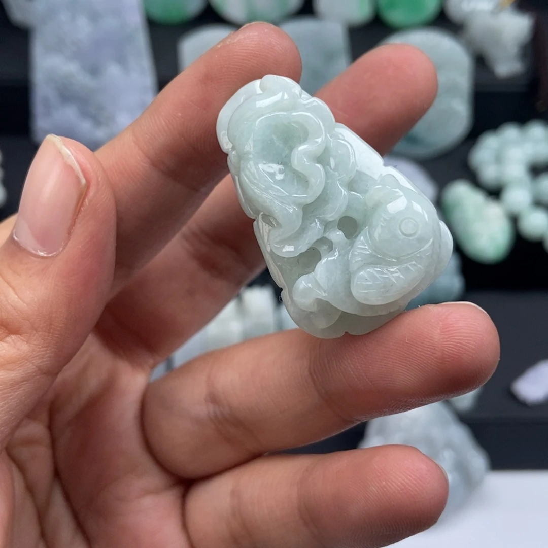 翡翠未镶嵌颈饰翡翠