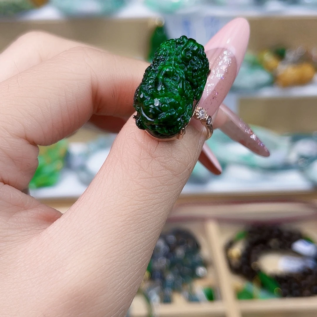 翡翠未镶嵌手链戒指