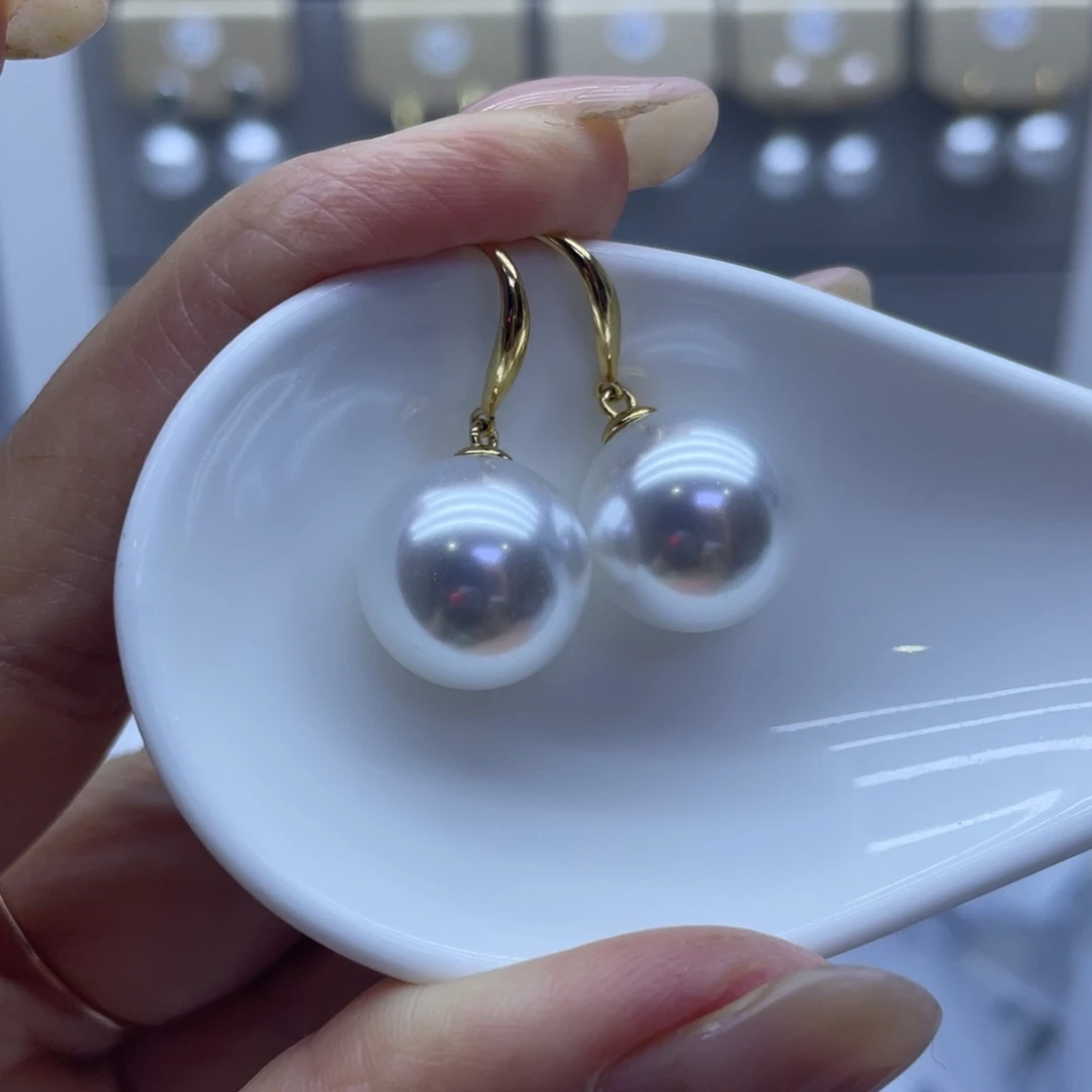 淡水珍珠银S925镶嵌耳饰