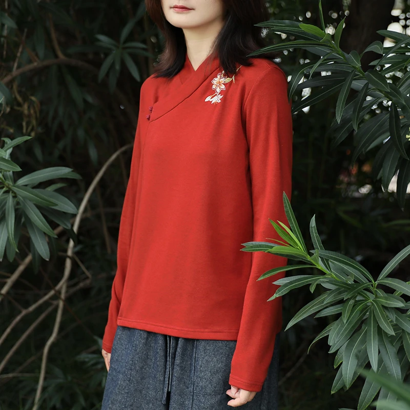 尘染新中式打底衫女2025新款棉混纺手工绣花长袖斜襟早秋单穿上衣