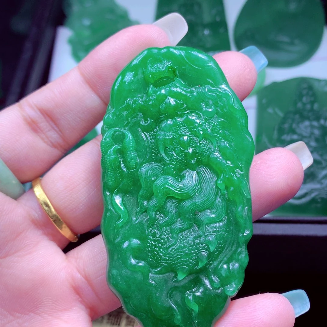 定制翡翠未镶嵌天然缅甸翡翠A货毛货挂件基地发货