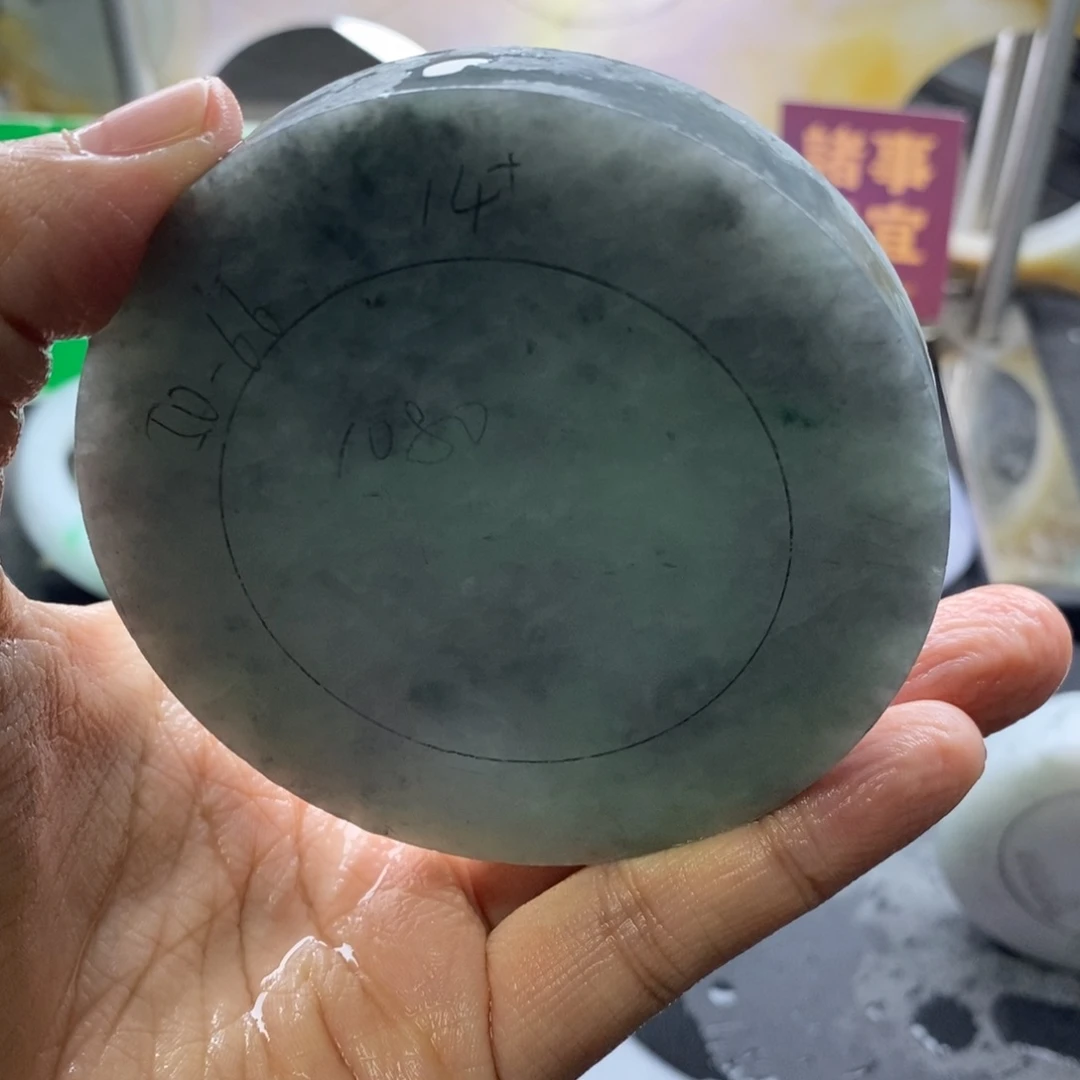 定制翡翠未镶嵌定制