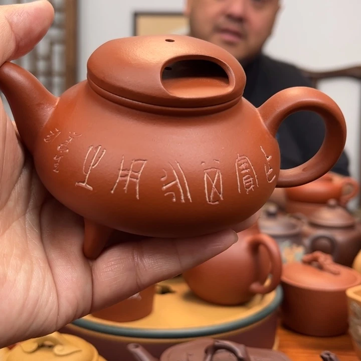 福利红泥牛盖壶手工制作