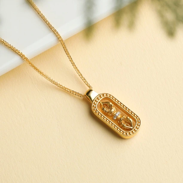 吊坠925银合成锆石 （云）精致金刚杵古法金色项链