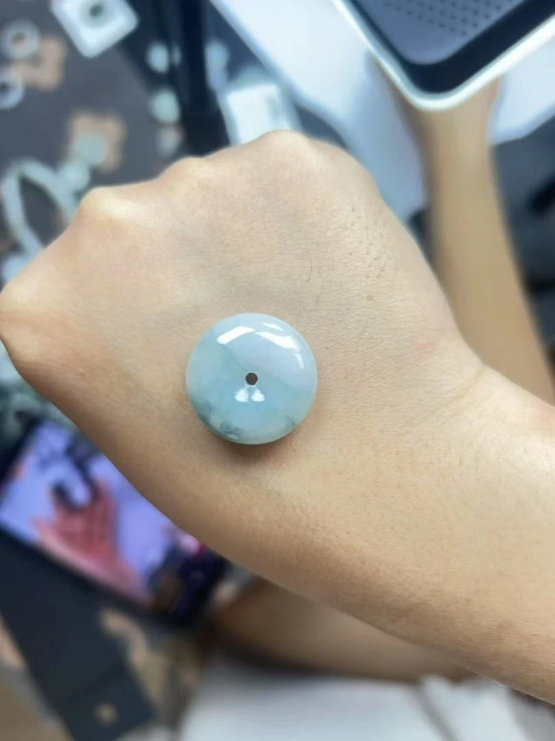 翡翠冰飘花饱满平安扣玉