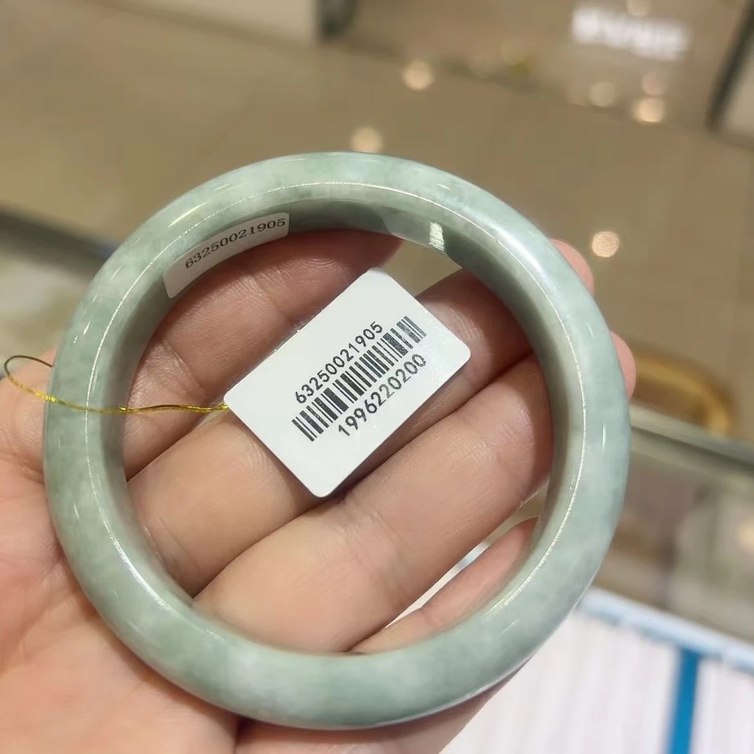 缅甸天然翡翠A货手镯