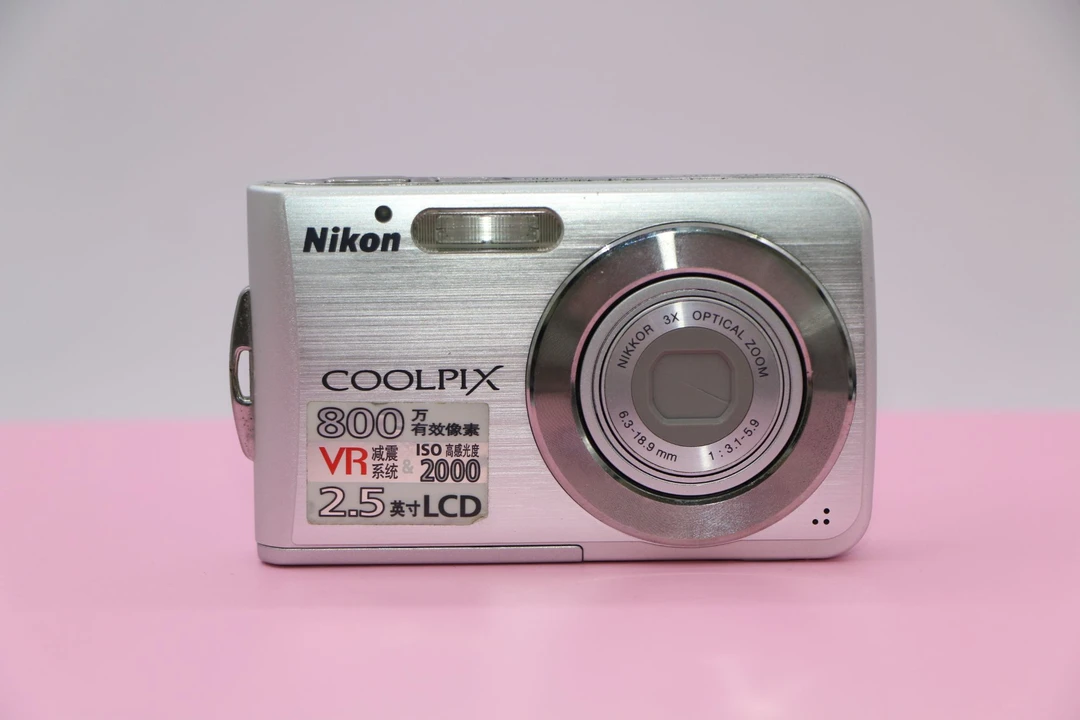 95新 Nikon/尼康 S210 800万像素3倍光学变焦 无质量问题不退换