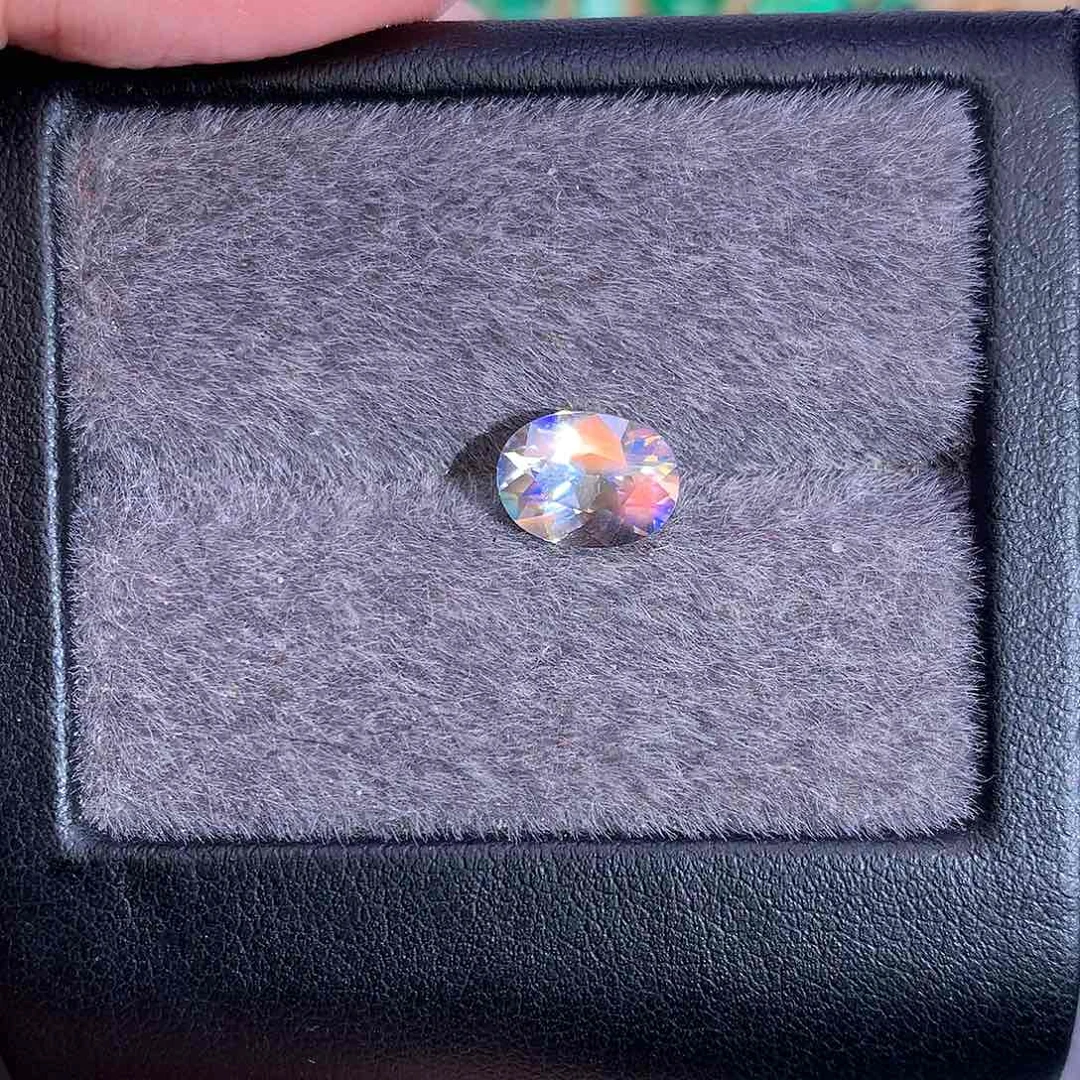 月光石裸石未镶嵌1.675ct