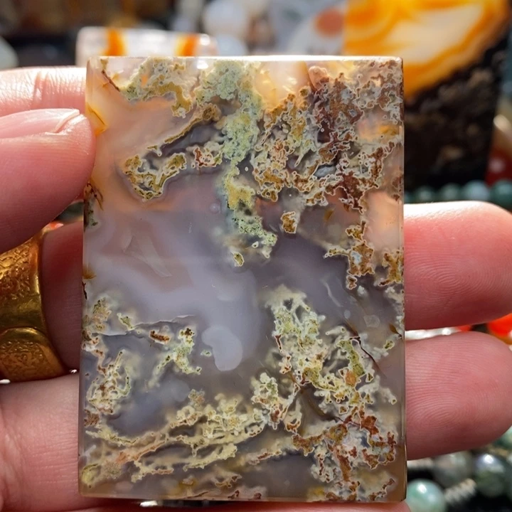 【闪购商品】玛瑙/玉髓颈饰未镶嵌绿***湾