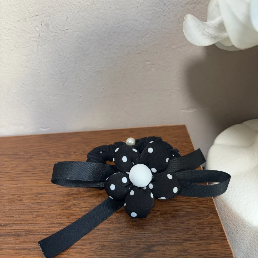 设计款小花发圈T40